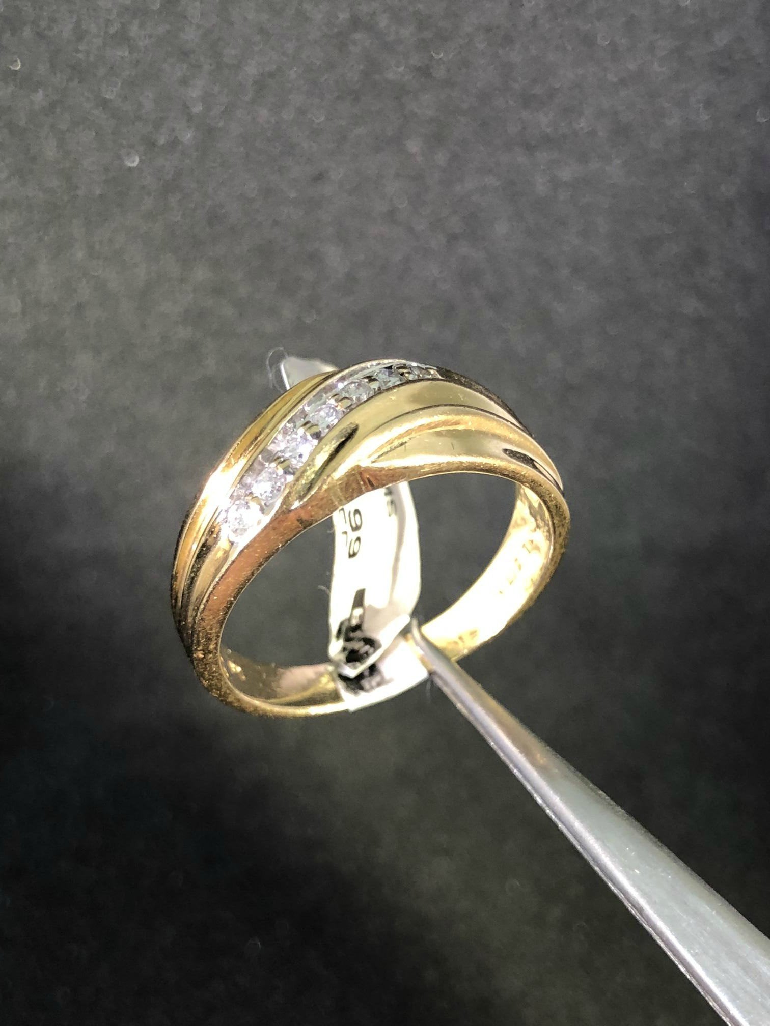 $349.99 14kt Mens Ring with Diamonds Size 11