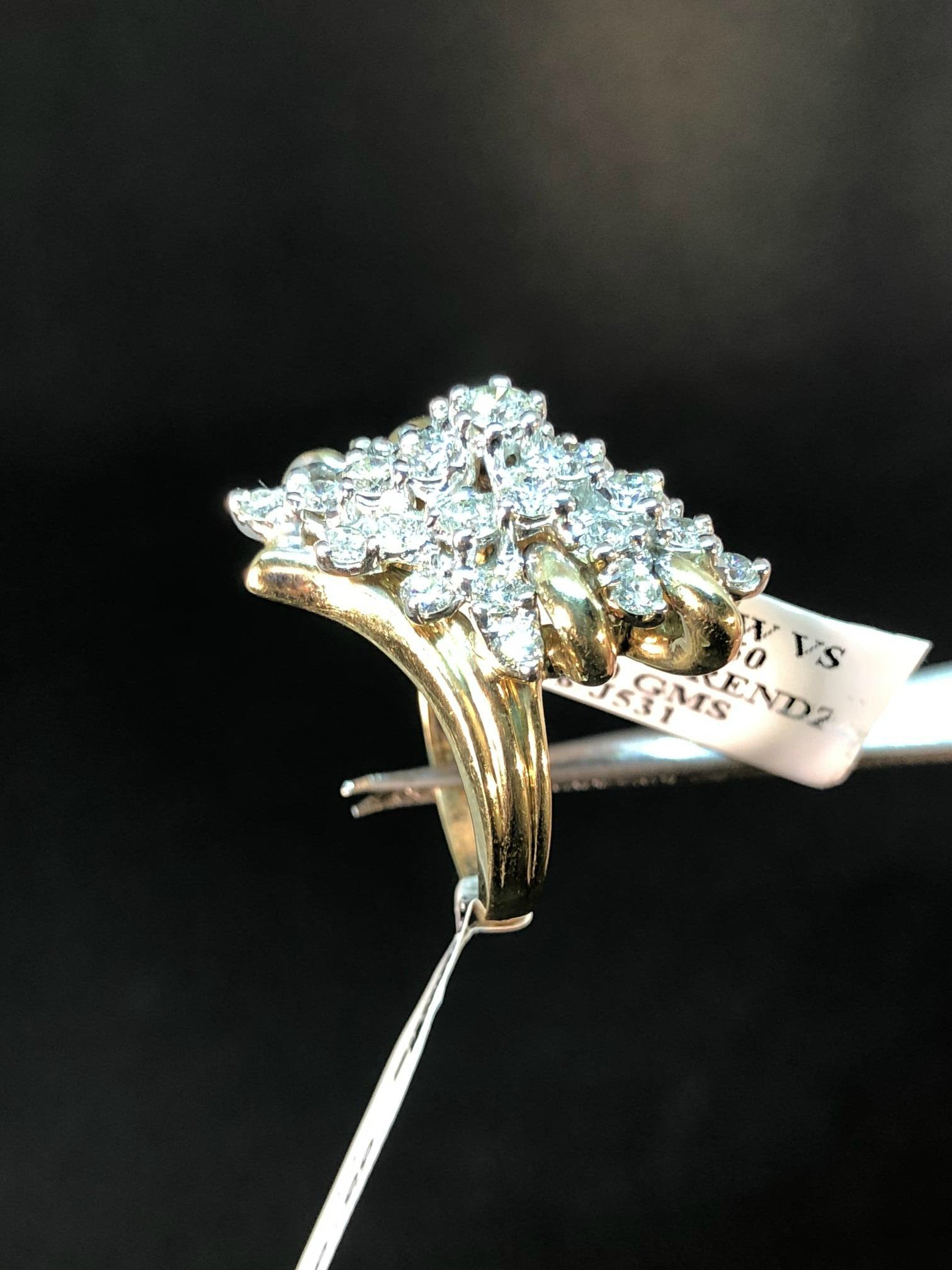 $1400 Women's Cluster Diamond Ring Size 5